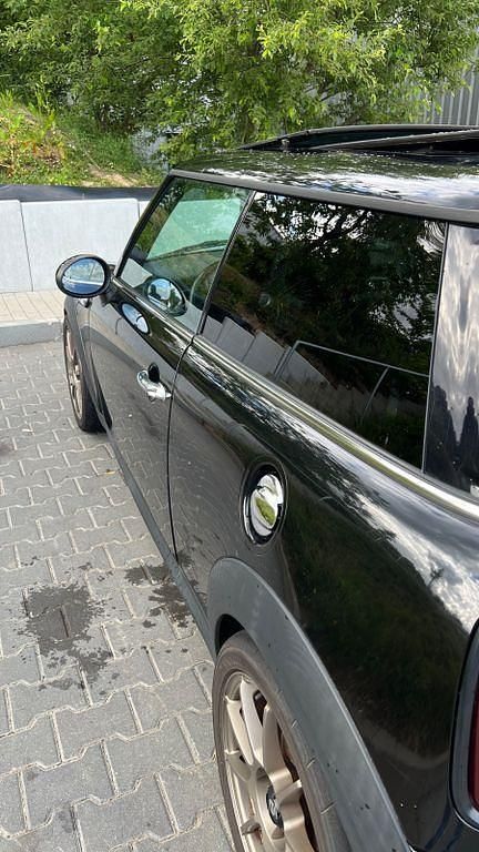 Gebraucht Mini John Cooper Works 250 PS (183 kW) 2010 Schwarz Kleinwagen
