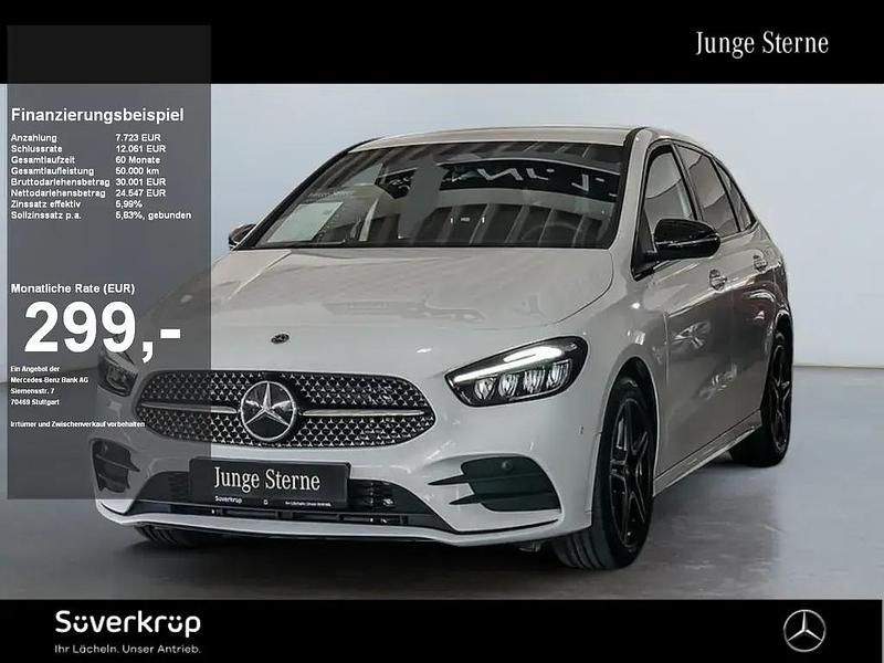 Weiß Gebraucht 2023 Mercedes B250e Premium Van / Kleinbus | 31.570 € (Guter Preis) - Bild 1/2