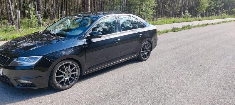 Schwarz Gebraucht 2019 Seat Toledo XCELLENCE Limousine | 11.690 € (Fairer Preis) - Bild 1/4