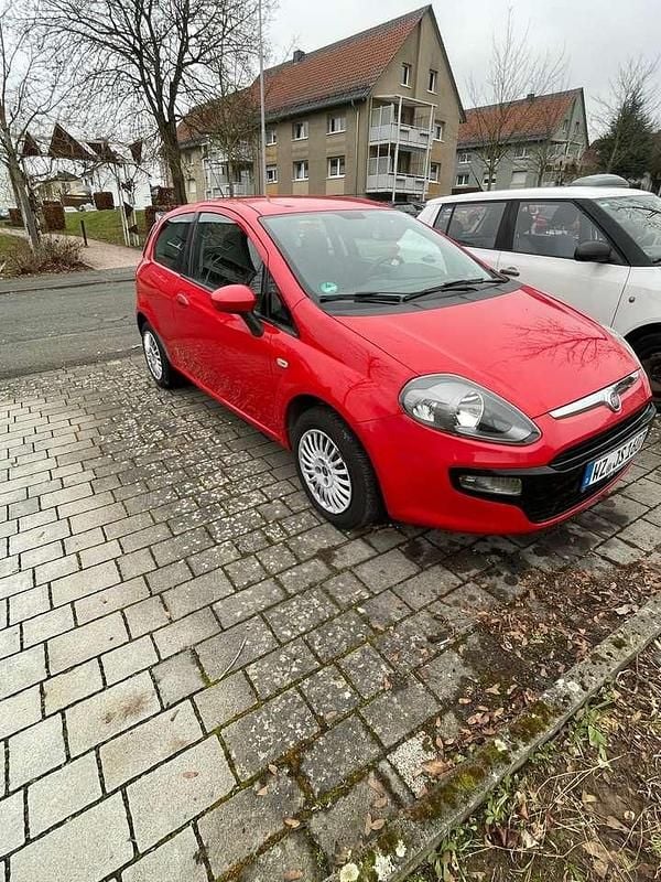 Gebraucht Fiat Grande Punto 68 PS (50 kW) 2011 Kleinwagen