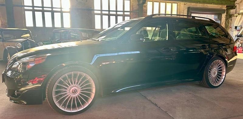 Gebraucht BMW 530 Performance 258 PS (189 kW) 2006 Blau Kombi