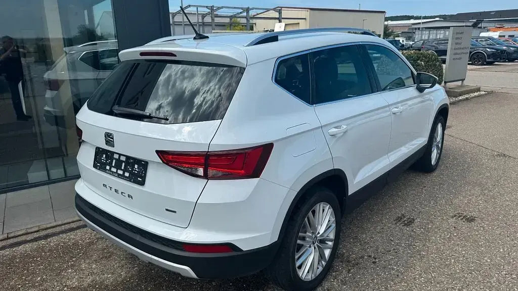 Gebraucht Seat Ateca 4Drive 150 PS (110 kW) 2021 Weiß SUV