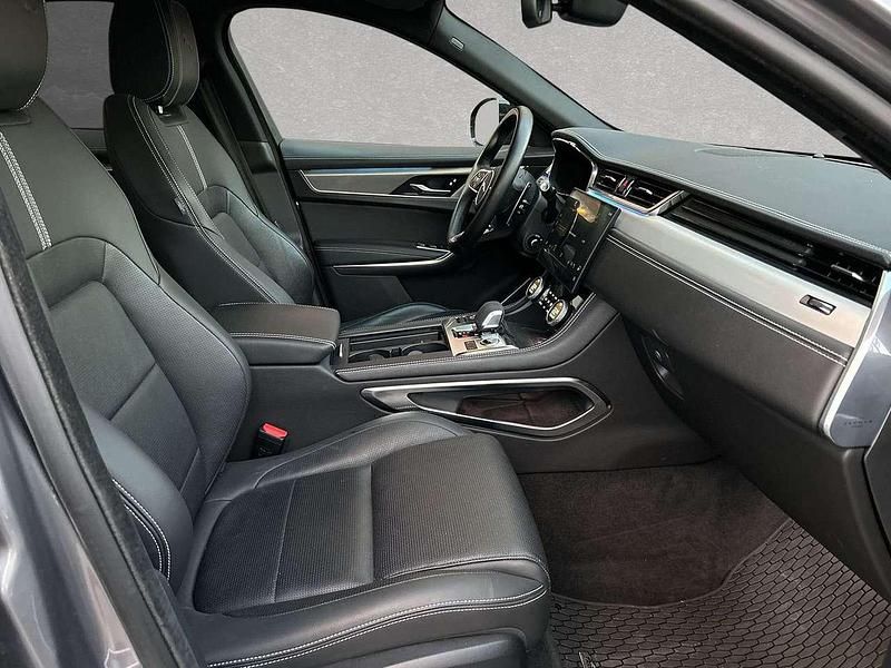 Gebraucht Jaguar F-Pace R-Dynamic 304 PS (223 kW) 2024 Eiger grey SUV