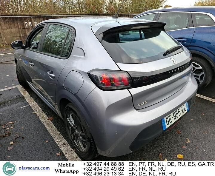 Gebraucht Peugeot 208 Active 99 PS (72 kW) 2022 Silber Kleinwagen