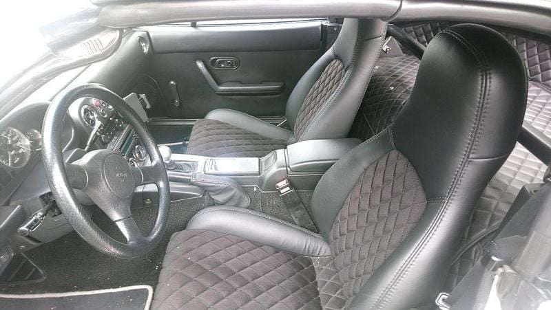 Gebraucht Mazda MX5 116 PS (85 kW) 1992 Weiß Cabrio