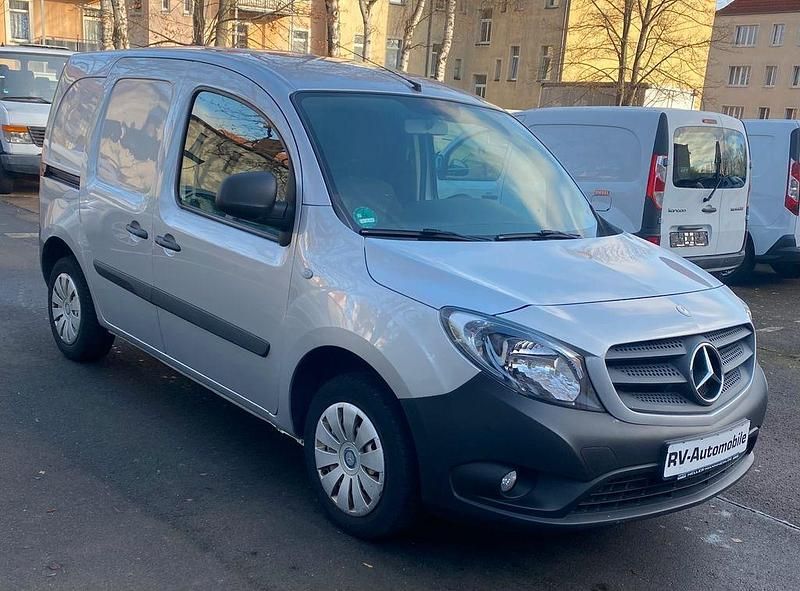 Gebraucht Mercedes Citan 109 90 PS (66 kW) 2018 Silber Van / Kleinbus