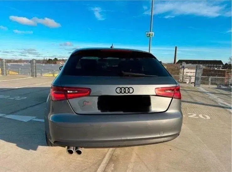 Gebraucht Audi A3 S-Line 150 PS (110 kW) 2014 Grau Limousine