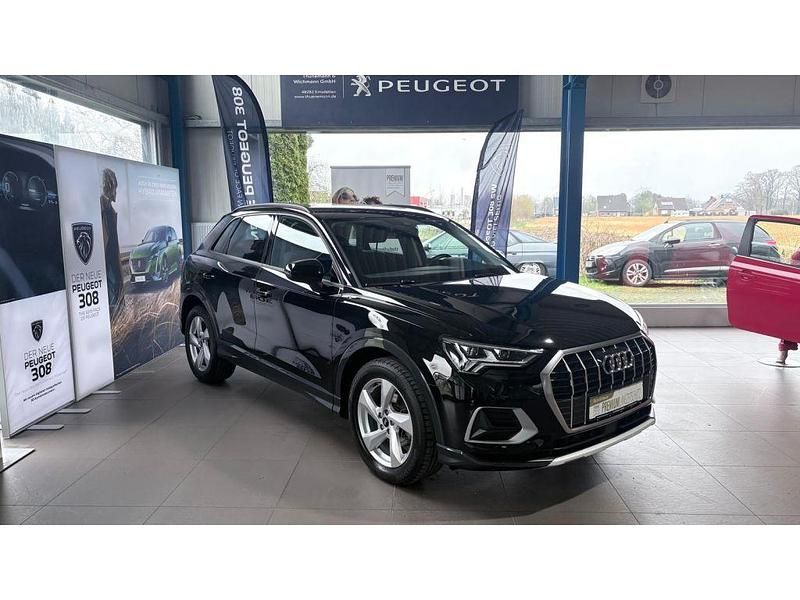 Gebraucht Audi Q3 Comfort 150 PS (110 kW) 2022 Mythosschwarz (metallic) SUV