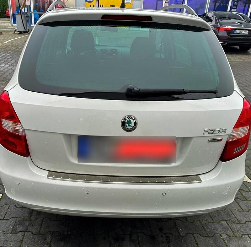 Gebraucht Skoda Fabia Style 105 PS (77 kW) 2013 Weiß Kombi