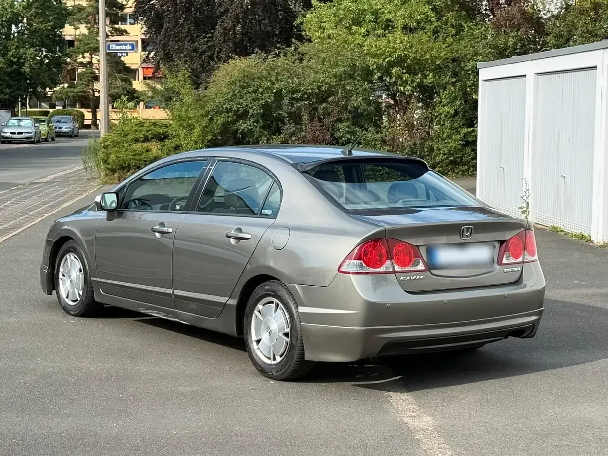Gebraucht Honda Civic 95 PS (69 kW) 2007 Grau Limousine