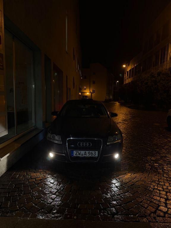 Gebraucht Audi A6 Ambiente 190 PS (139 kW) 2008 Blau Limousine