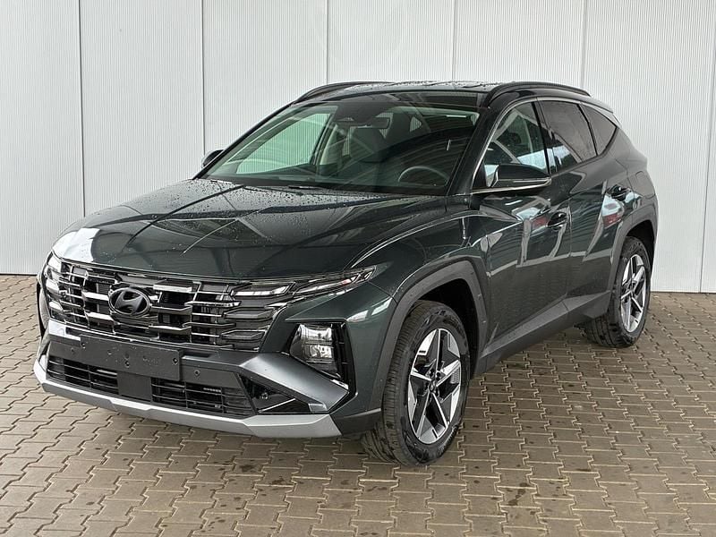 Neu Hyundai Tucson 215 PS (158 kW) 2025 Cypress green SUV