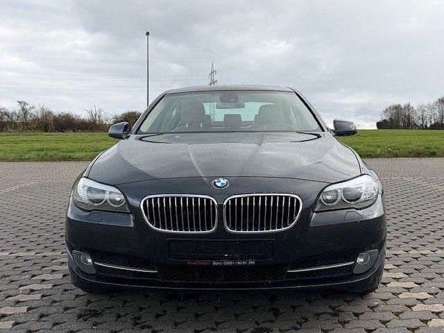 Gebraucht BMW 523 204 PS (150 kW) 2010 Grau Limousine