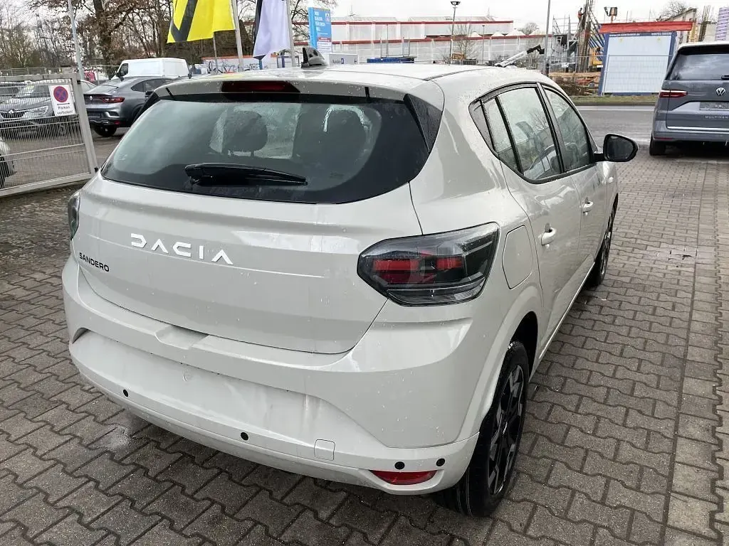Neu Dacia Sandero Journey 122 PS (89 kW) 2026 Blau Limousine