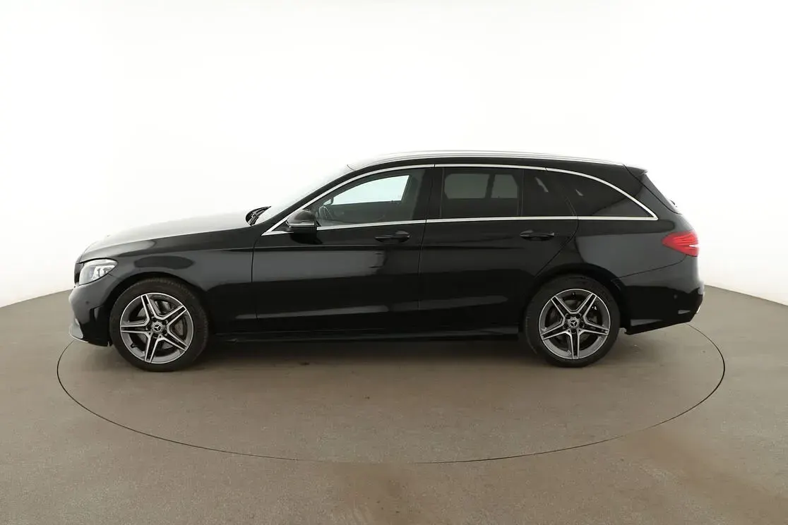 Gebraucht Mercedes C300 AMG line 258 PS (189 kW) 2020 Schwarz Kombi