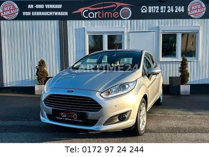 Gebraucht Ford Fiesta Trend 101 PS (74 kW) 2015 Silber Limousine