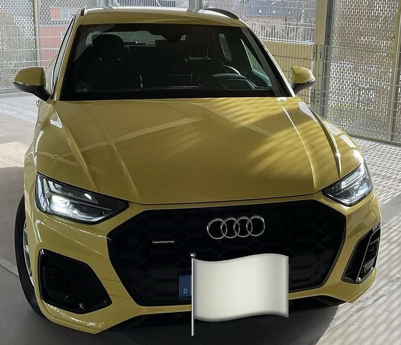 Second-hand Audi Q5 S-Line 204 CP (150 kW) 2021 Galben SUV