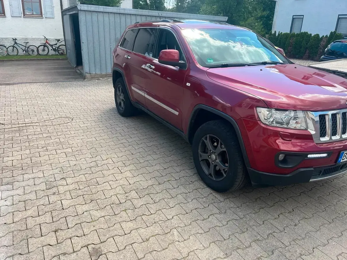 Gebraucht Jeep Cherokee 250 PS (183 kW) 2012 Rot SUV