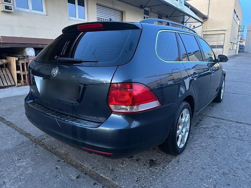 Gebraucht VW Golf V Comfortline 140 PS (102 kW) 2009 Schwarz Kombi