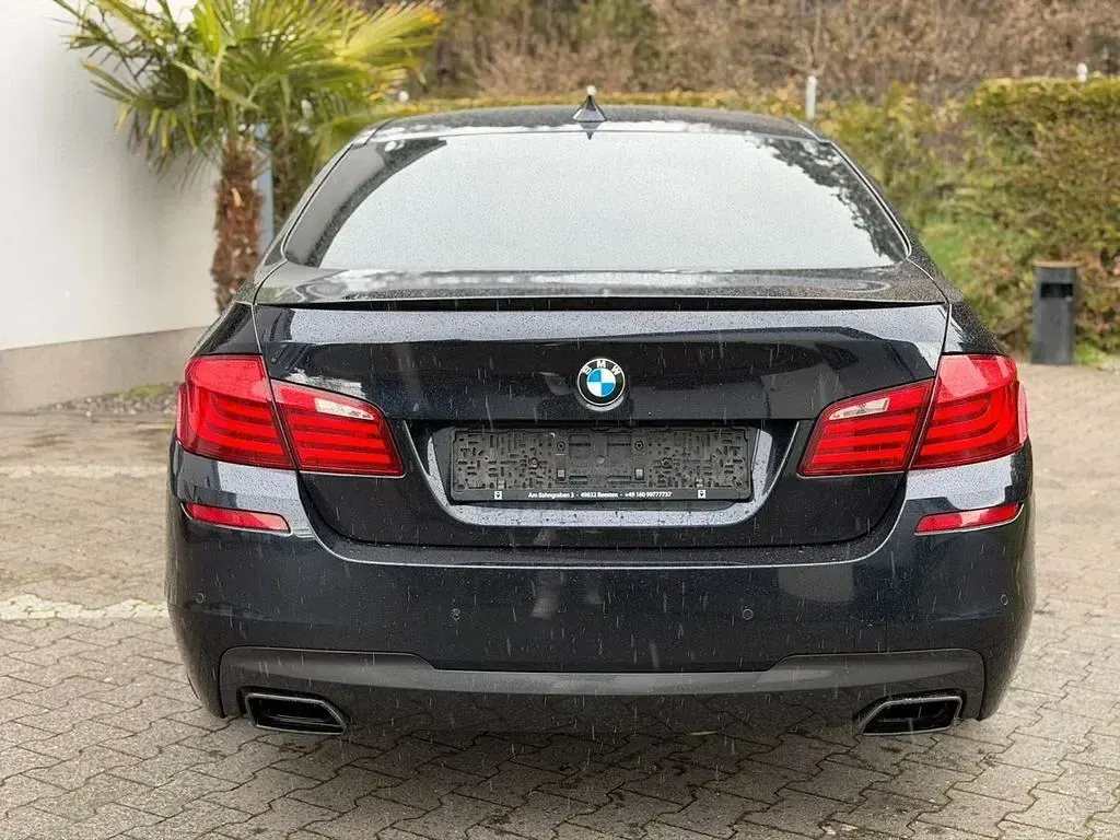 Używany BMW M550 Performance 381 KM (280 kW) 2012 Czarny Sedan/Limuzyna