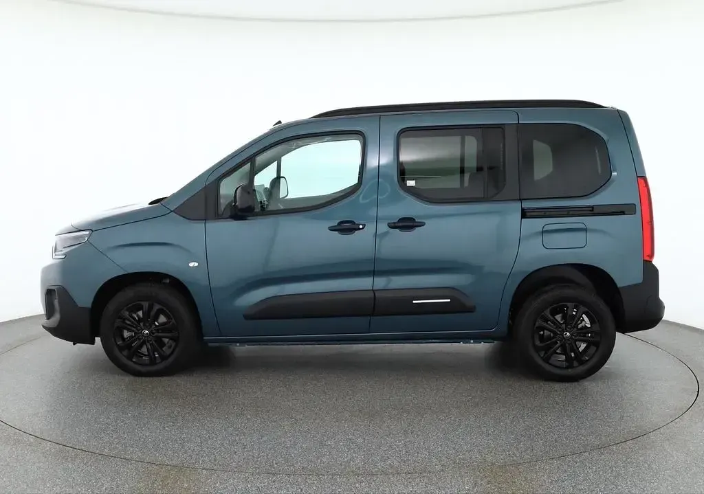 Neu Citroën Berlingo 131 PS (96 kW) 2026 Blau Van / Kleinbus