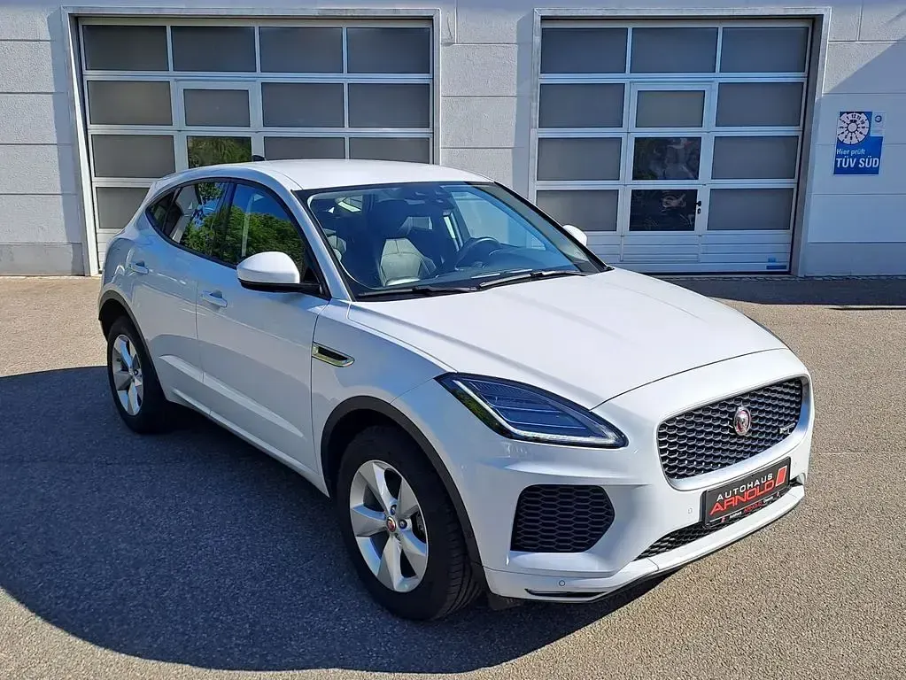 Gebraucht Jaguar E-Pace R-Dynamic 179 PS (131 kW) 2020 Weiß SUV