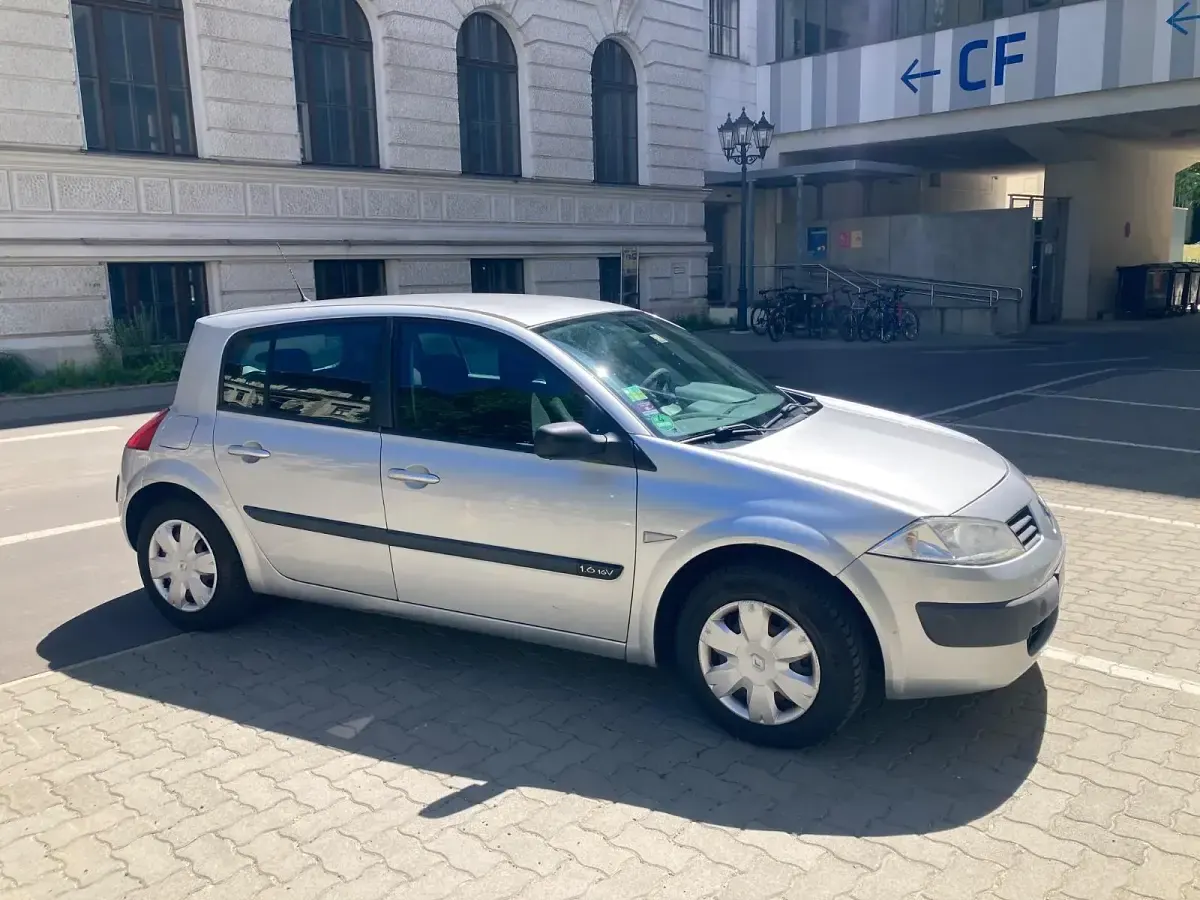 Gebraucht Renault Mégane II 2005 Silber Kleinwagen