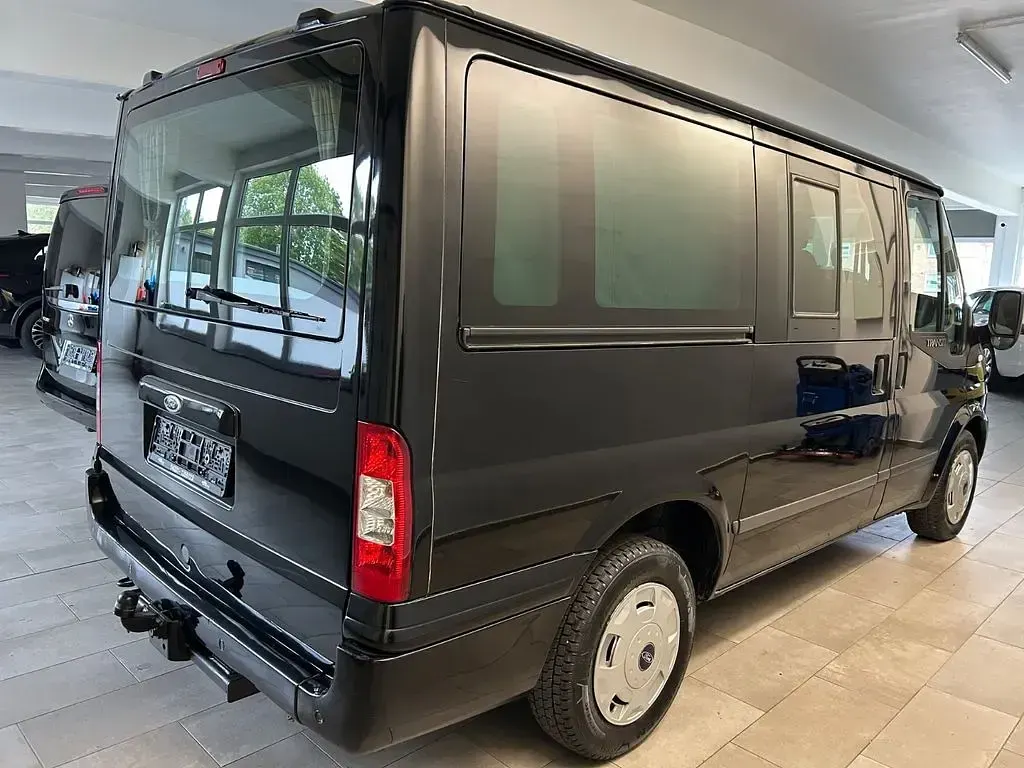 Gebraucht Ford Transit 140 PS (102 kW) 2010 Schwarz Van / Kleinbus