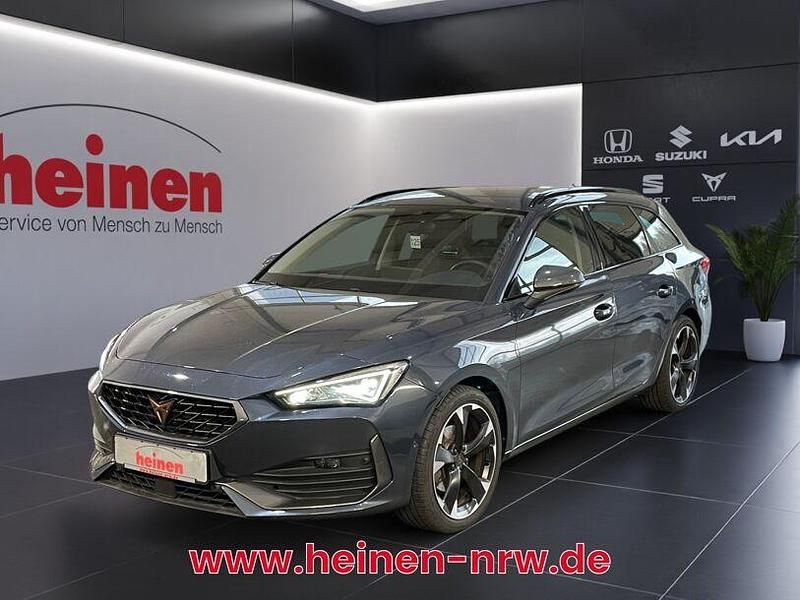 Grau Gebraucht 2024 Cupra Leon Limousine | 30.599 € - Bild 1/4