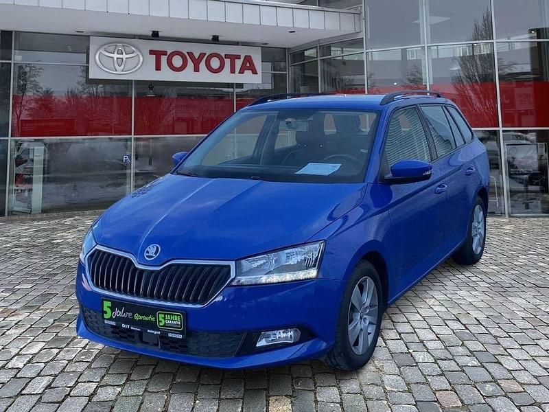 Gebraucht Skoda Fabia Ambition 95 PS (69 kW) 2021 Energyblau Kombi