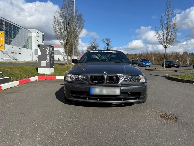 Gebraucht BMW 330 M Performance 231 PS (169 kW) 2003 Coupé