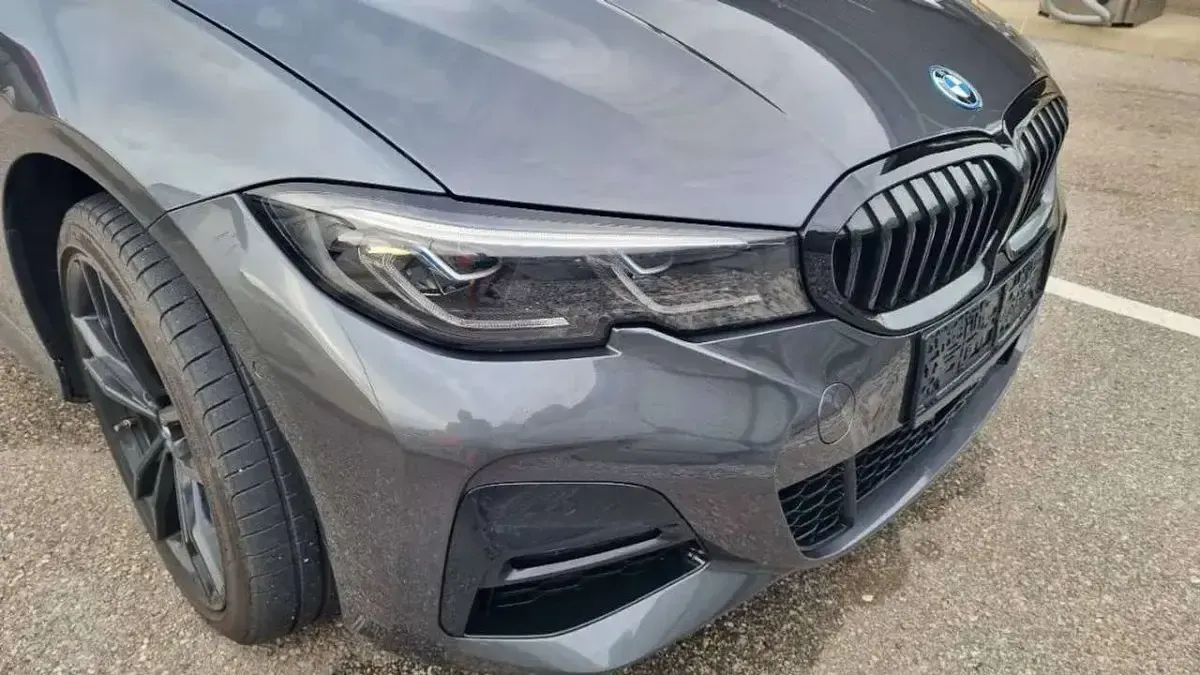Gebraucht BMW 330e M Sport 292 PS (214 kW) 2021 Grau Kombi