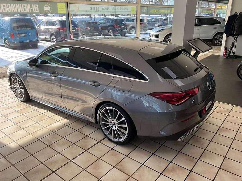 Gebraucht Mercedes CLA250 AMG line 224 PS (164 kW) 2023 Mountaingrau Limousine