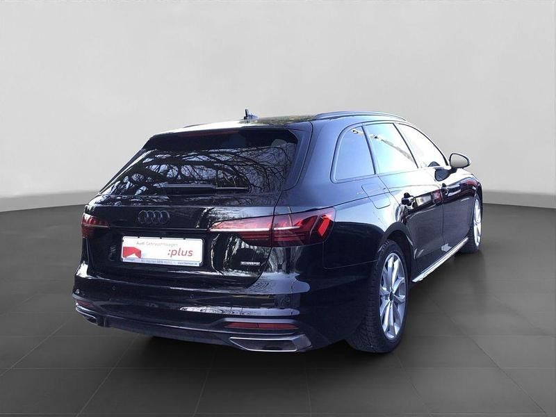Gebraucht Audi A4 Advanced 204 PS (150 kW) 2025 Schwarz Kombi