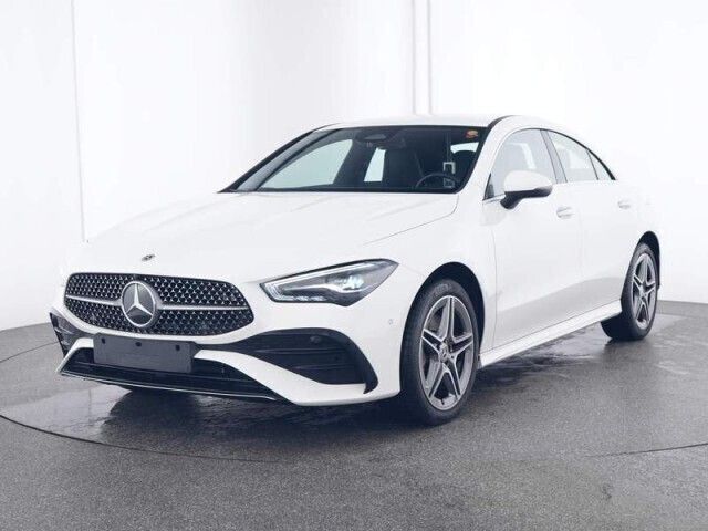 Weiß Gebraucht 2023 Mercedes CLA250e Limousine | 38.690 € (Teuer) - Bild 1/4