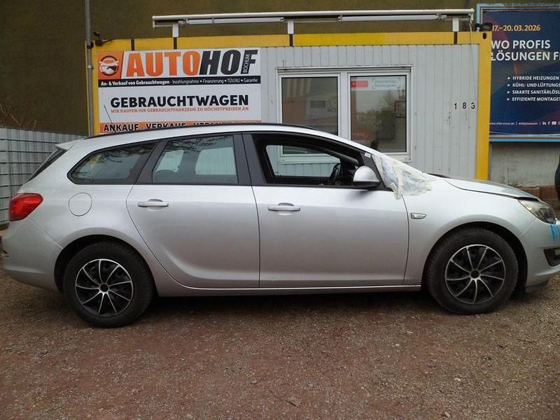 Gebraucht Opel Astra Edition 165 PS (121 kW) 2015 Silber Kombi