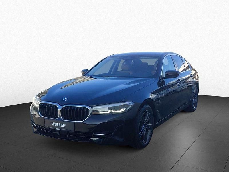 Gebraucht BMW 530e Efficient Dynamics 292 PS (214 kW) 2022 Schwarz Limousine