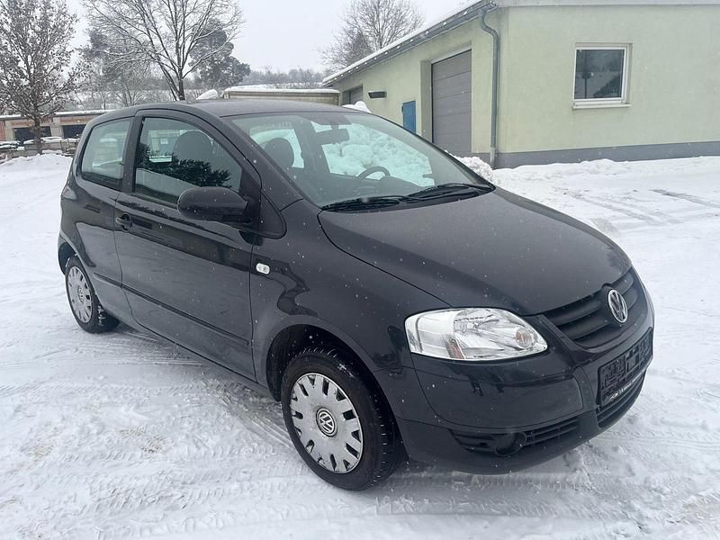 Gebraucht VW Fox 55 PS (40 kW) 2009 Grau Kleinwagen