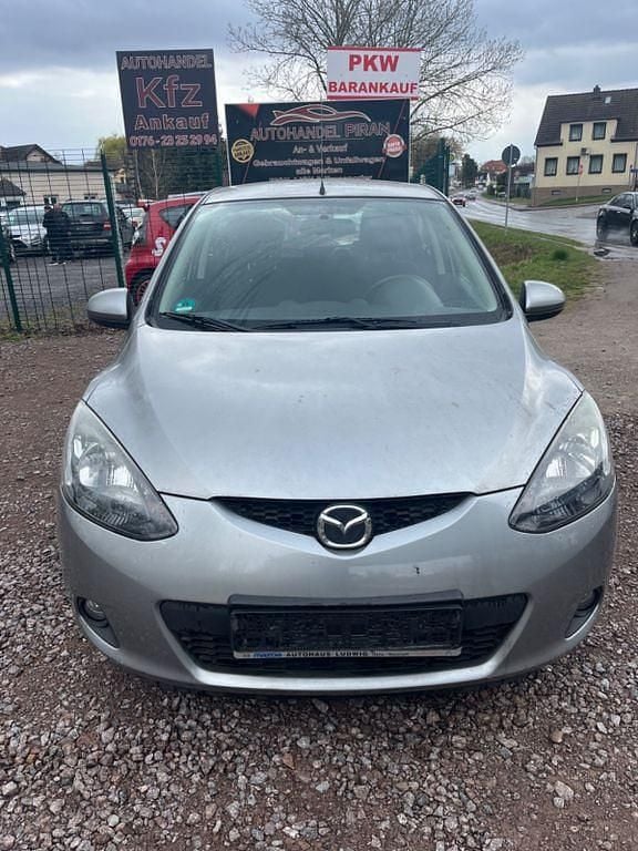 Gebraucht Mazda 2 90th Anniversary 75 PS (55 kW) 2010 Silber Kleinwagen