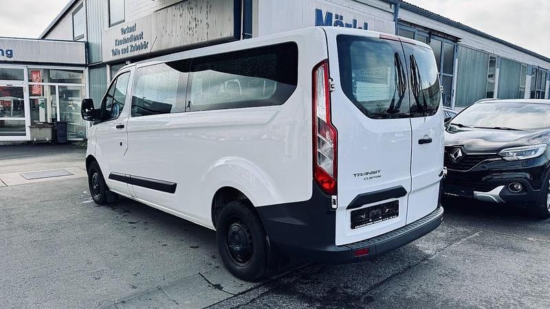 Second-hand Ford Transit 101 CP (74 kW) 2014 Alb Monovolum