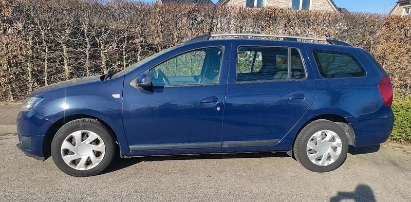 Gebraucht Dacia Logan Lauréate 90 PS (66 kW) 2014 Blau Limousine