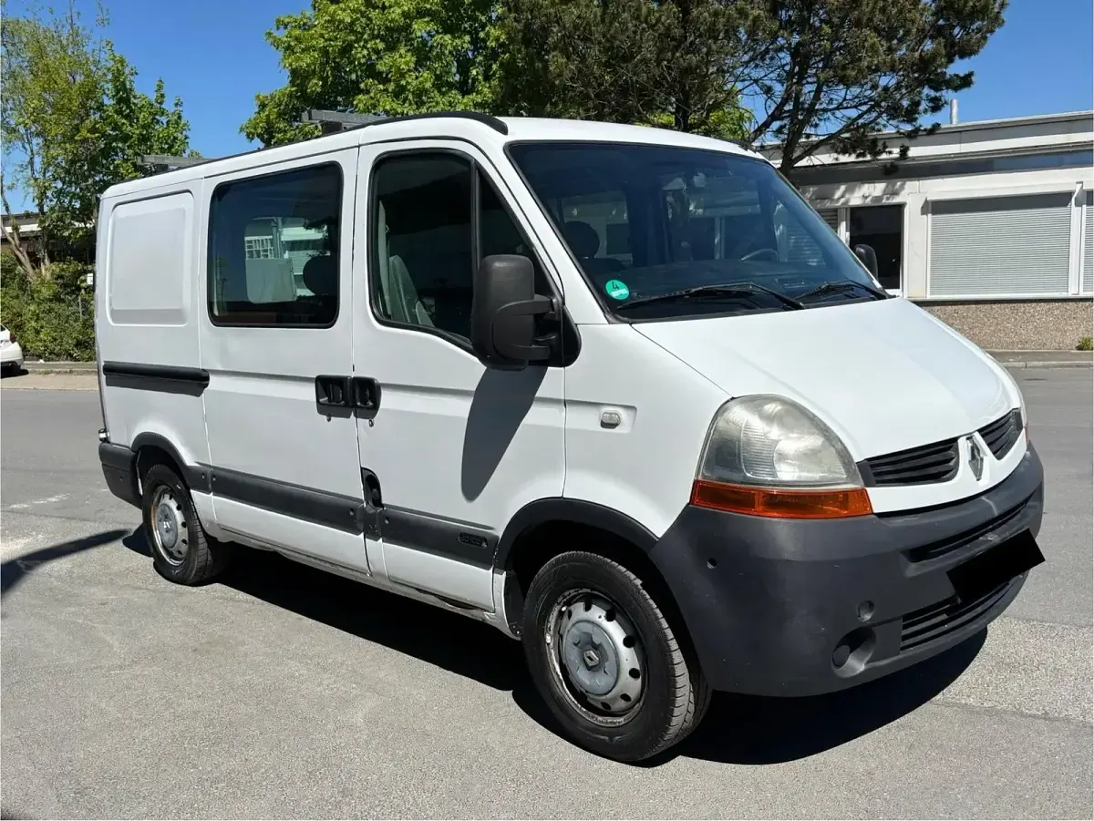 Używany Renault Master 101 KM (74 kW) 2009 Biały Minivan