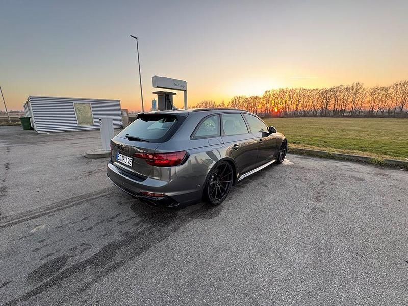 Gebraucht Audi RS4 Ambiente 450 PS (330 kW) 2018 Grau Kombi