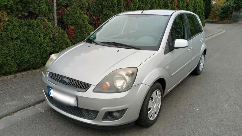 Silber Gebraucht 2008 Ford Fiesta Kleinwagen | 1.100 € (Superpreis) - Bild 1/4