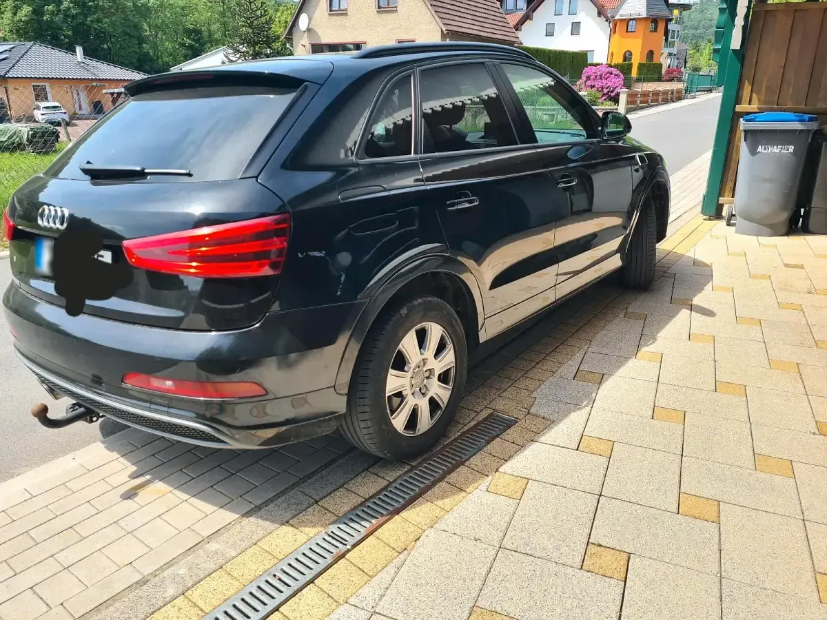 Używany Audi Q3 S-Line 145 KM (106 kW) 2013 Czarny SUV