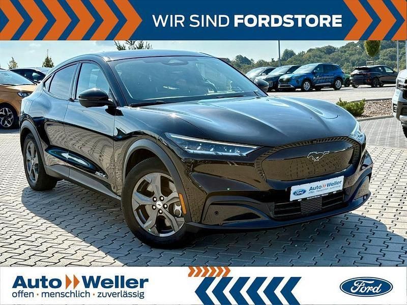 Shadow black Gebraucht 2021 Ford Mustang Mach-E Extended Range SUV | 32.990 € (Teuer) - Bild 1/4