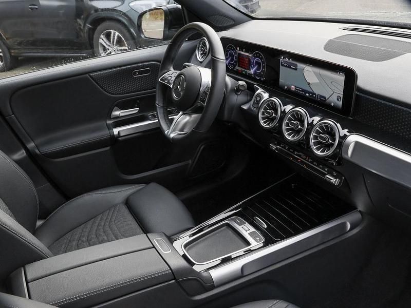 Gebraucht Mercedes EQB250+ Progressive 139 kW (190 PS) 2025 Schwarz nachtschwarz SUV