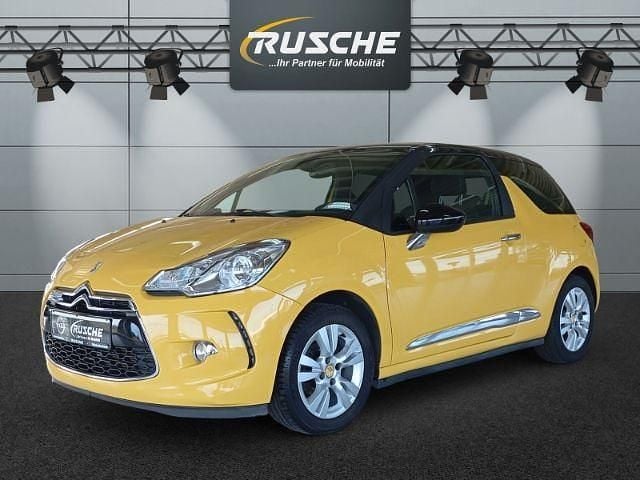 Gelb Gebraucht 2015 Citroën DS3 So Chic Limousine | 6.957 € (Fairer Preis) - Bild 1/4