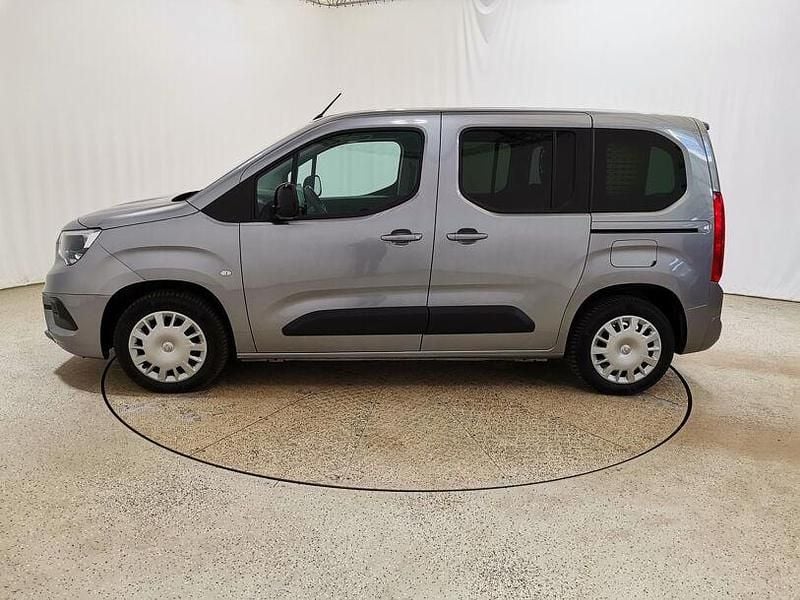 Gebraucht Opel Combo Life Elegance 131 PS (96 kW) 2022 Kontrast grau/quarz silber Van / Kleinbus