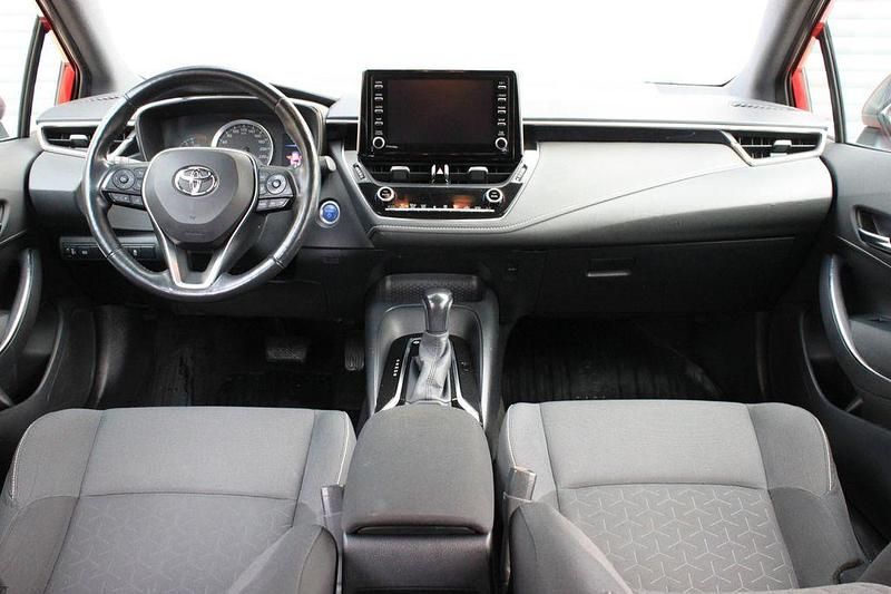 Gebraucht Toyota Corolla Comfort 98 PS (72 kW) 2020 Rot Kombi